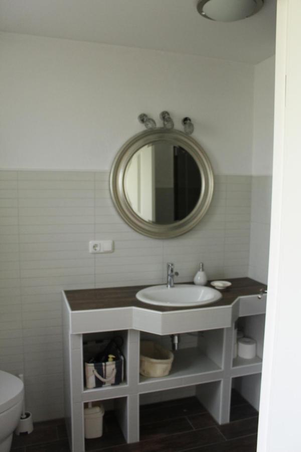 Suite Vorderrhoen Anni Unsleben Exterior photo